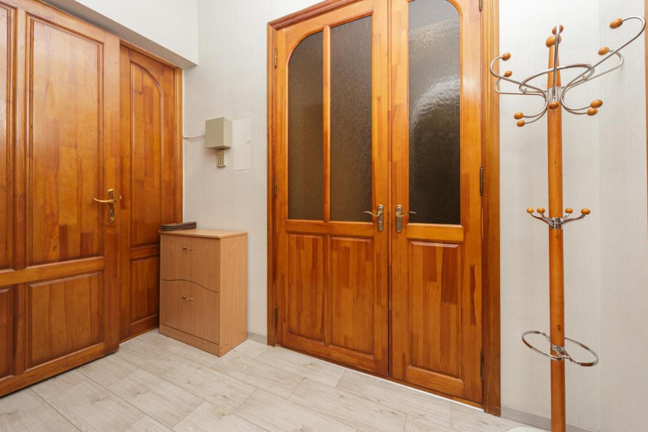 Apartment Zhukovskogo 17 Odessa Exteriör bild