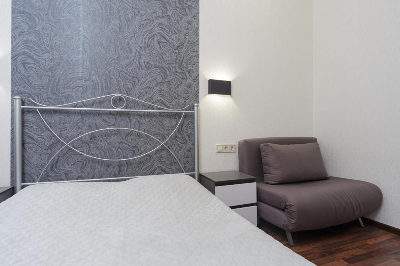 Apartment Zhukovskogo 17 Odessa Exteriör bild